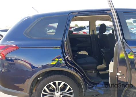 2016 Mitsubishi Outlander Se z USA, uszkodzony, nr VIN JA4AZ3A37GZ014126